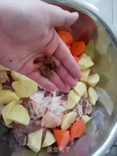Make No-water beef stew step 6