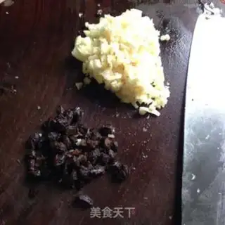 Make Garlic scallops step 1