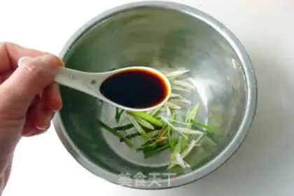Make A mustard taco fan step 9
