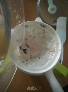 Make Homemade pearl milk tea step 11