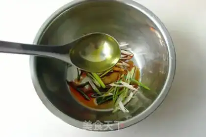 Make A mustard taco fan step 11
