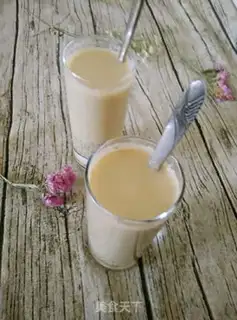 Make Homemade pearl milk tea step 13