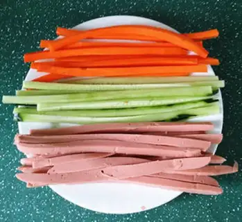 Make What a ham sushi step 2
