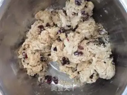Make Hot Cross Buns step 4