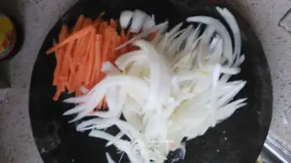 Make Carrot onions step 0
