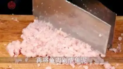 Make Q-MANIPULATED MILK SOUP FISHBALLS step 1