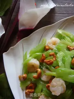 Make Celery cashew shrimp step 13