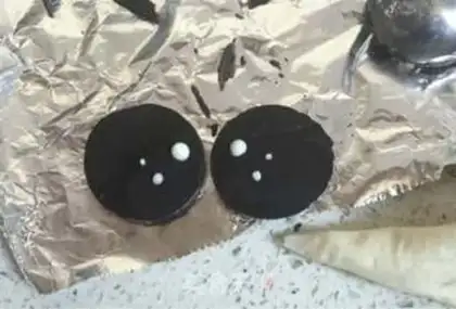 Make Little bunny cream cake step 33