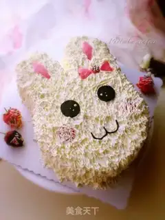 Make Little bunny cream cake step 36