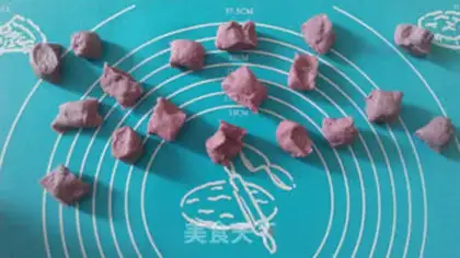 Make Vine buns step 1
