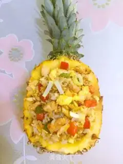 Make Pineapple rice step 2