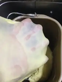 Make ♪ Jelly-dry caterpillar bread ♪ step 2