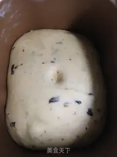 Make ♪ Jelly-dry caterpillar bread ♪ step 4