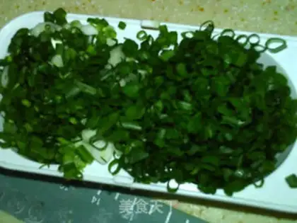 Make Pyramid onion rolls step 10