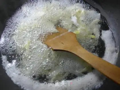 Make Garlic pork and thunder step 3