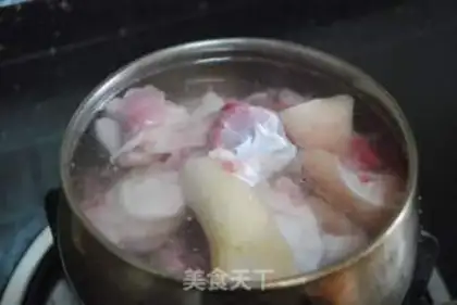 Make Lemon pig hand step 2