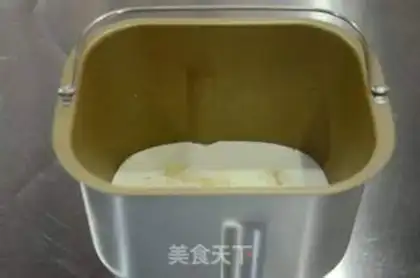 Make Light milk sesame toast step 0
