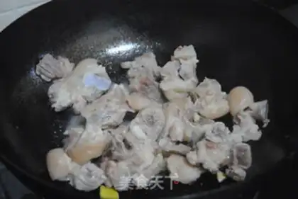 Make Lemon pig hand step 4
