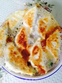 Make Breakfast pot sticker step 5