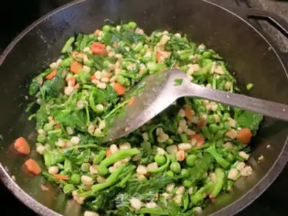 Make Beef and green beans in snow step 5