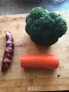 Make Orchid carrots for sausage step 0