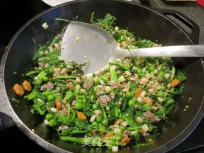 Make Beef and green beans in snow step 6