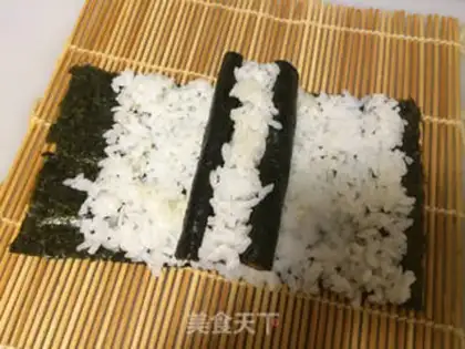 Make Panda sushi step 6