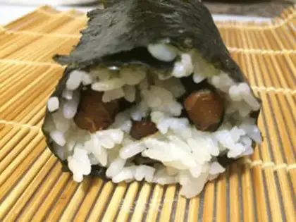 Make Panda sushi step 7