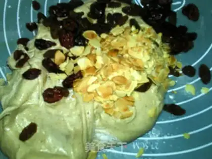 Make Greek Easter bread step 9