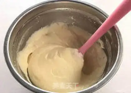 Make Chocolate lollipop cake step 5