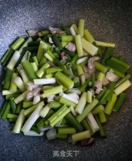 Make Garlic fried meat step 2