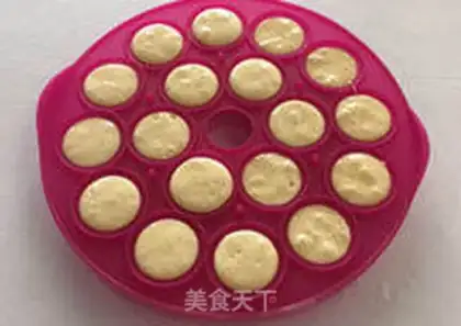 Make Chocolate lollipop cake step 6