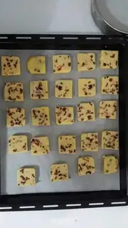 Make Cranberry cookies step 7