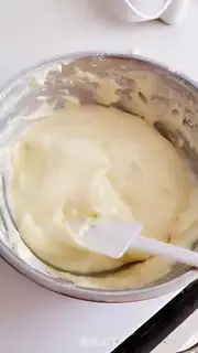 Make Twinberry cupcakes step 2
