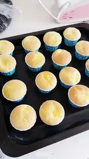 Make Twinberry cupcakes step 4