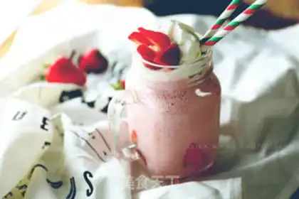 Make Strawberry shakes step 7