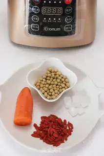 Make Carrot and soy sauce step 0