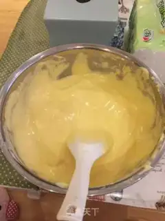 Make Microwave steam cake step 3