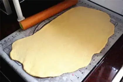 Make Ham cheese hand tore bread step 3