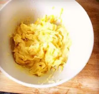 Make Eggs and fruit step 1
