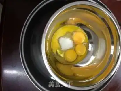 Make Honeydock cake step 3