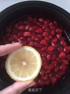 Make Homemade strawberry jam step 5