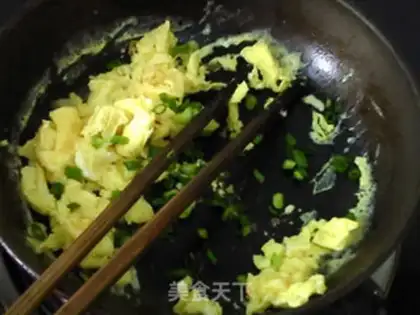 Make Onion eggs, whole wheat sandwich step 8