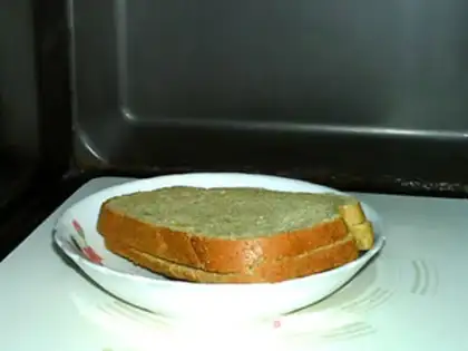 Make Onion eggs, whole wheat sandwich step 9