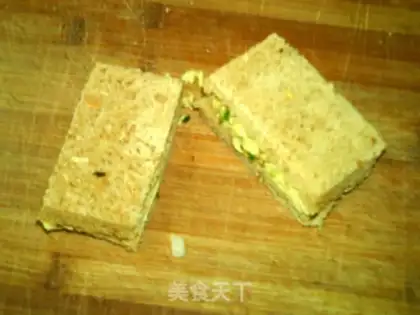 Make Onion eggs, whole wheat sandwich step 13