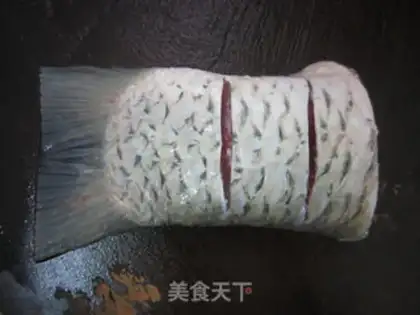 Make Clear the poaching tail step 1