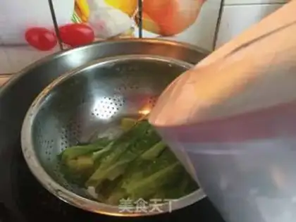 Make A cold leaf step 2