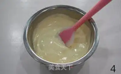 Make Strawberry cream cake step 3