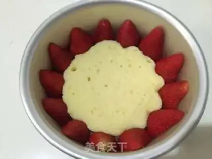 Make Strawberry Moose step 6