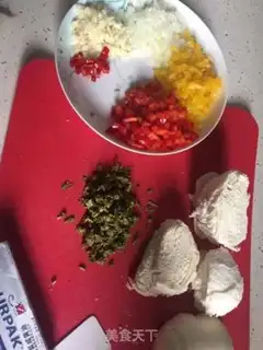 Make Butter buns with pickles step 0